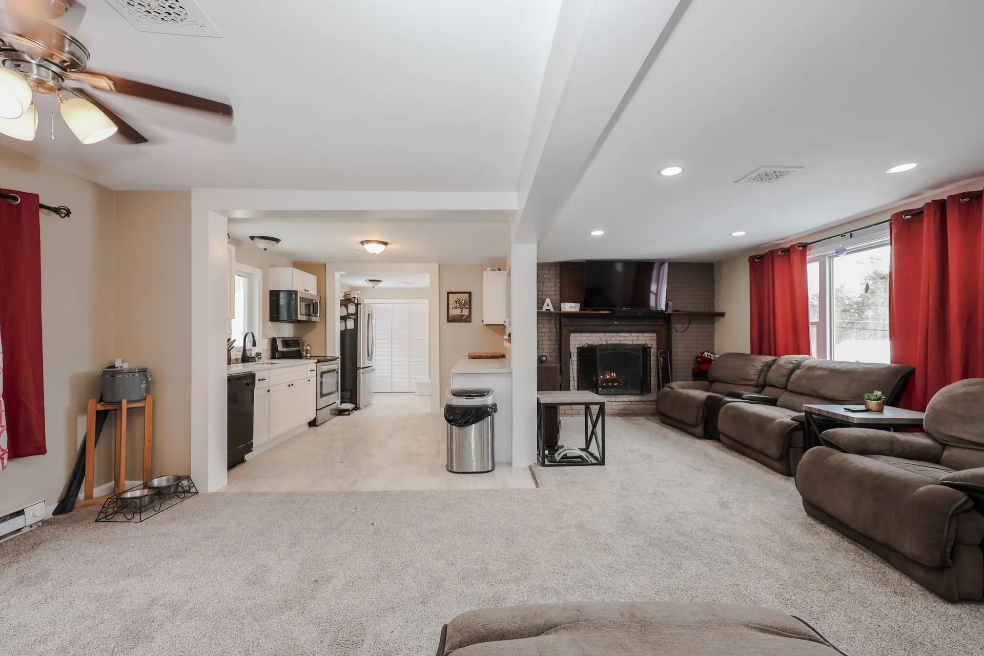 128 N Shore Road Derry NH 03038