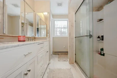 128 N Shore Road Derry NH 03038