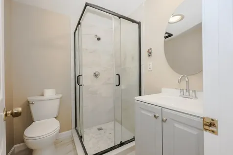 128 N Shore Road Derry NH 03038