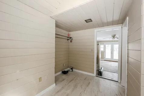 128 N Shore Road Derry NH 03038