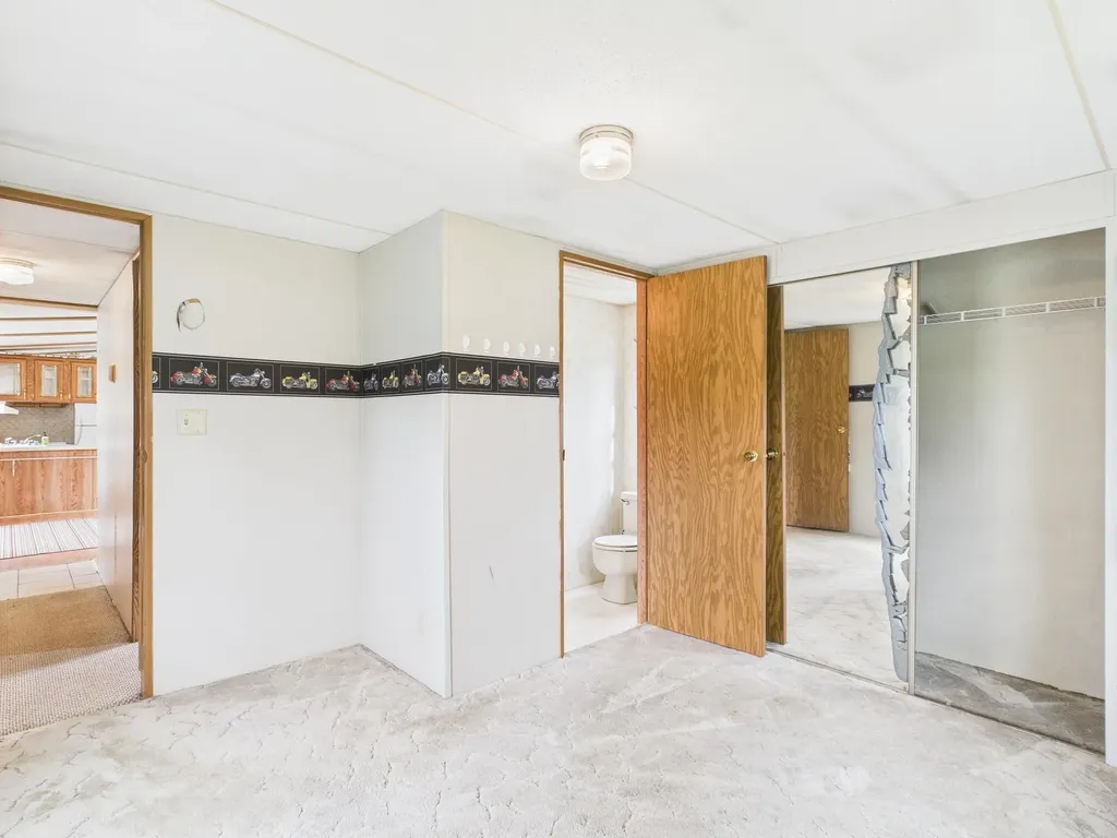 13 Nh Route 145 Colebrook NH 03576