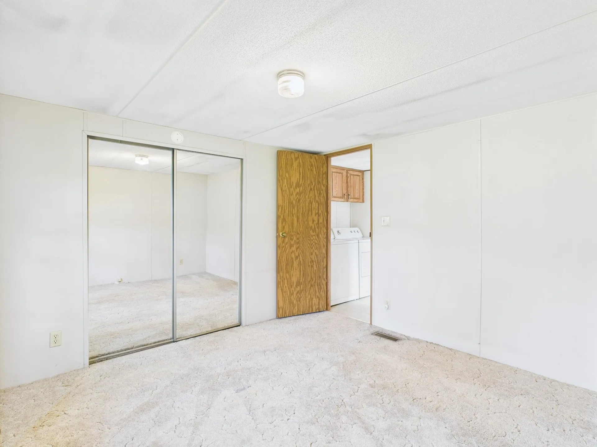 13 Nh Route 145 Colebrook NH 03576