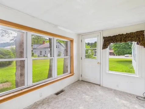 13 Nh Route 145 Colebrook NH 03576