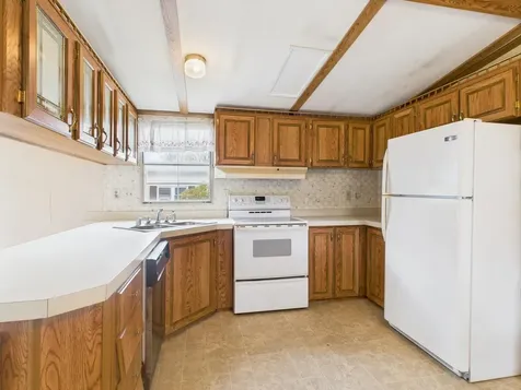 13 Nh Route 145 Colebrook NH 03576