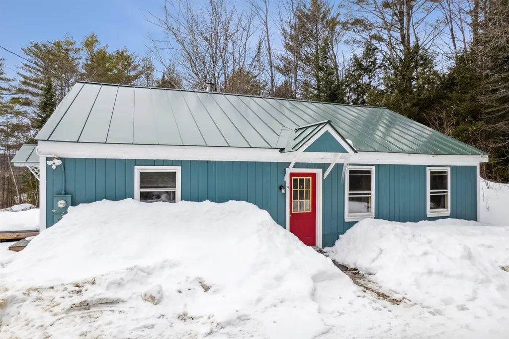 9 Cherry Hill Road Grafton NH 03240