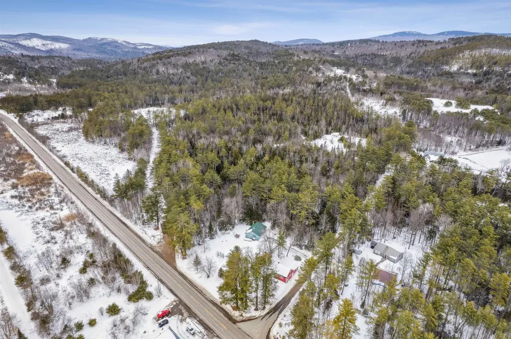 9 Cherry Hill Road Grafton NH 03240