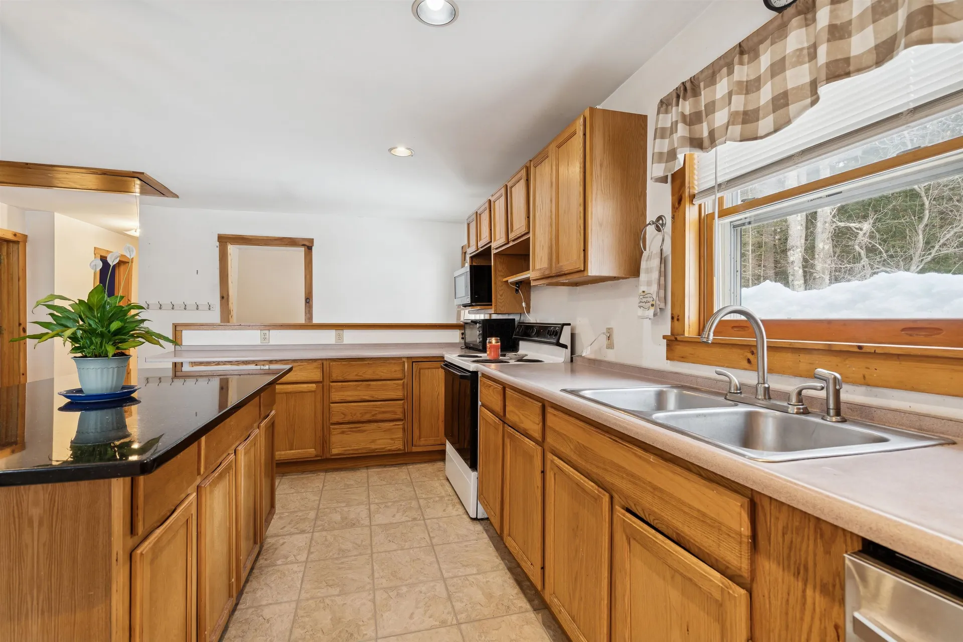 9 Cherry Hill Road Grafton NH 03240