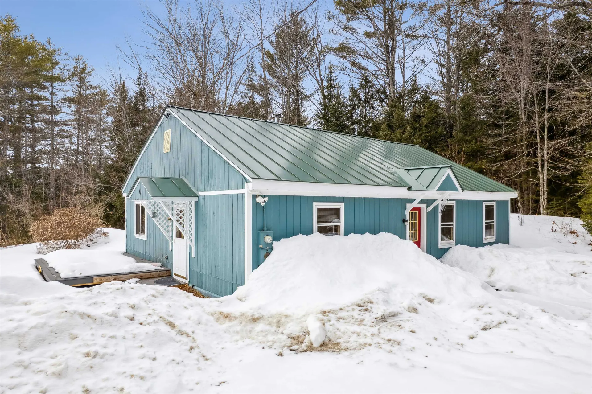 9 Cherry Hill Road Grafton NH 03240
