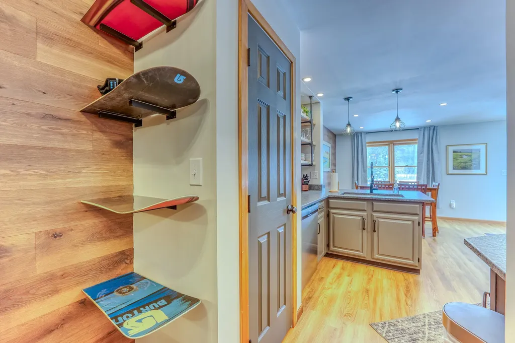 20 Crossing Drive Woodstock NH 03293