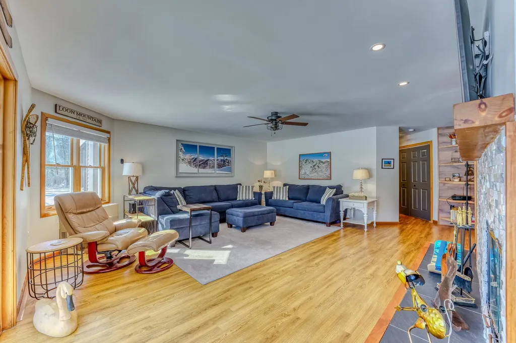 20 Crossing Drive Woodstock NH 03293