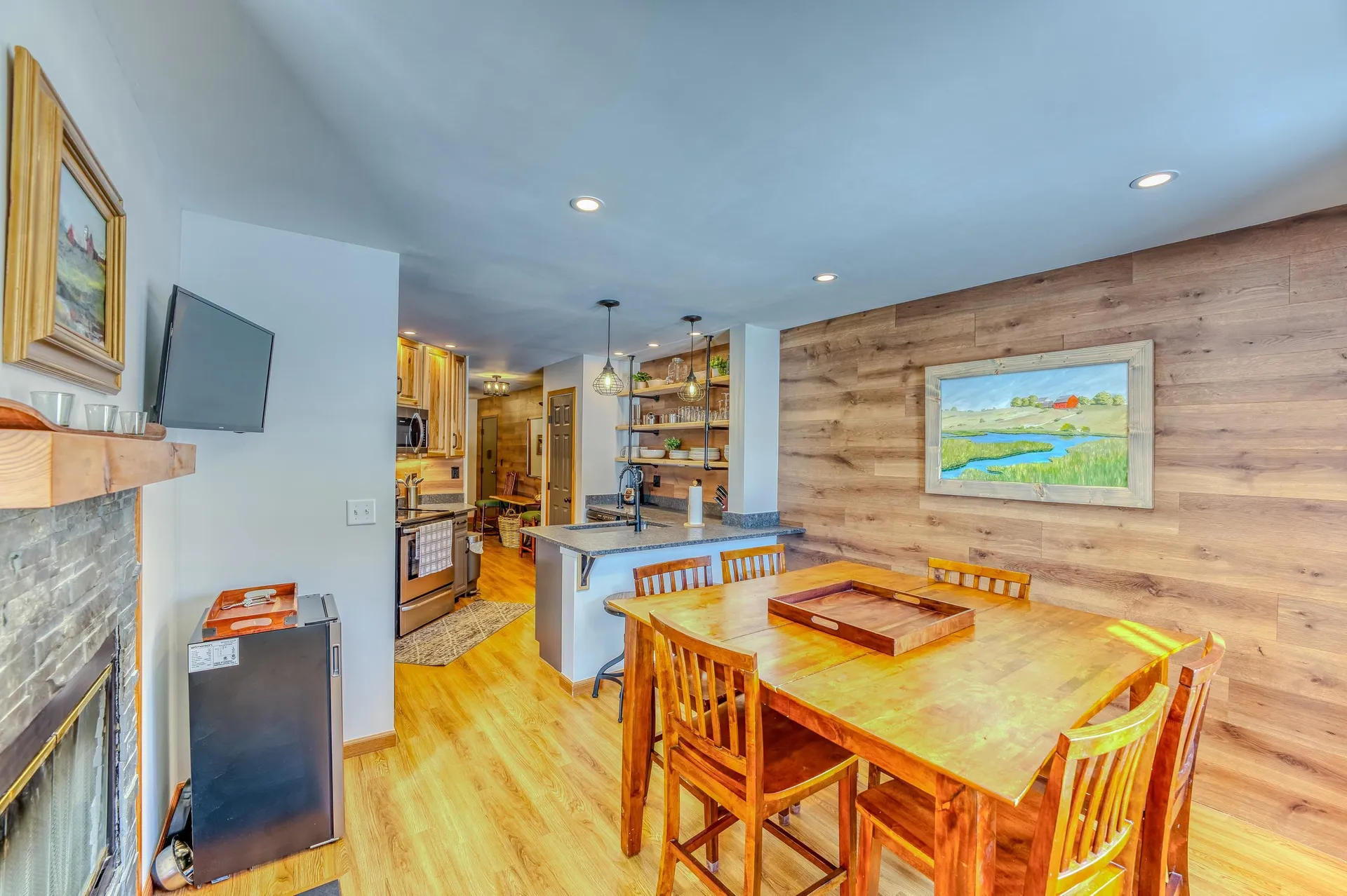 20 Crossing Drive Woodstock NH 03293