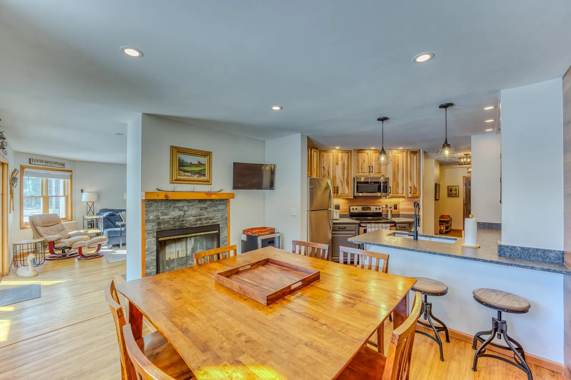 20 Crossing Drive Woodstock NH 03293