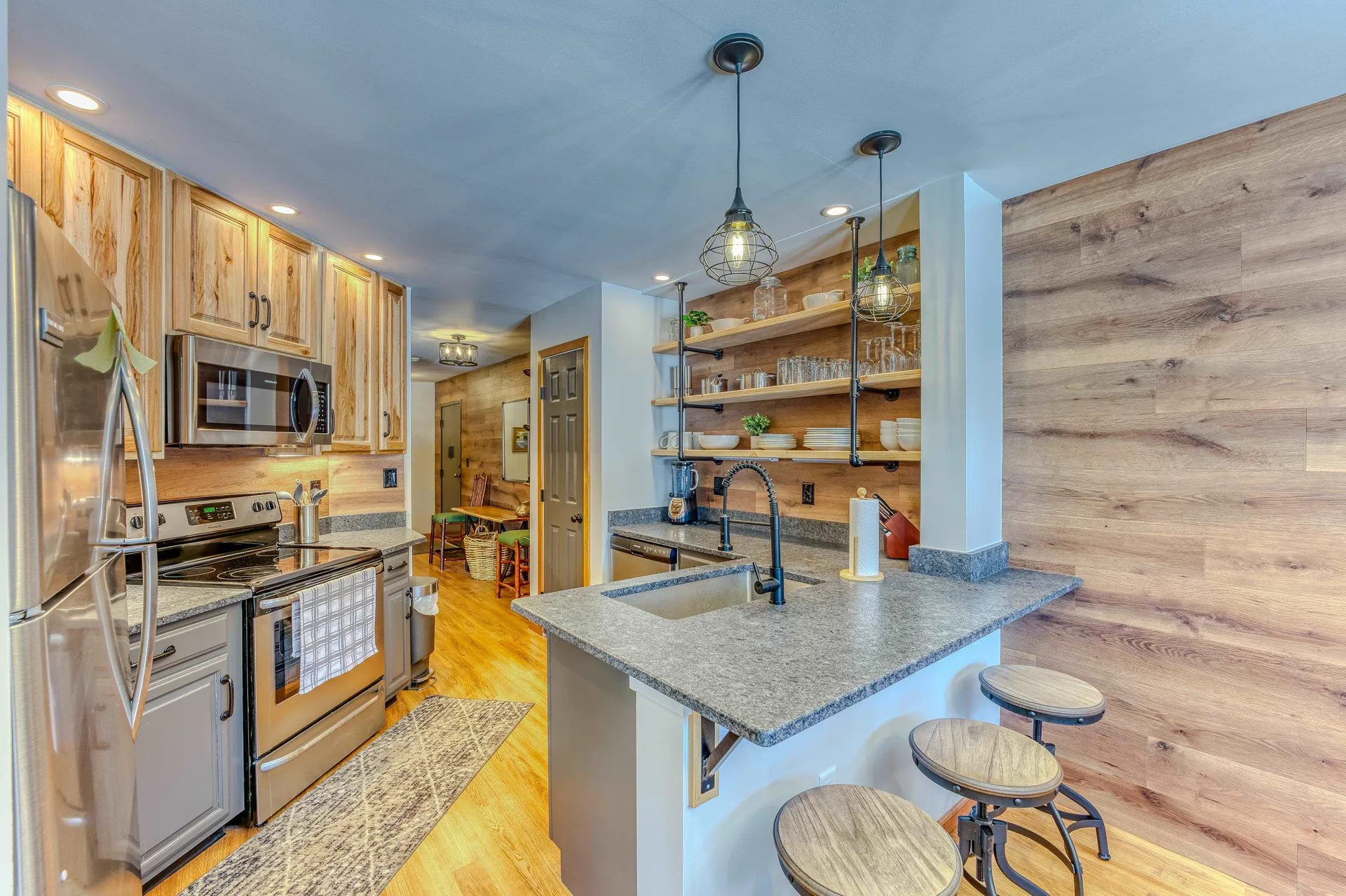 20 Crossing Drive Woodstock NH 03293