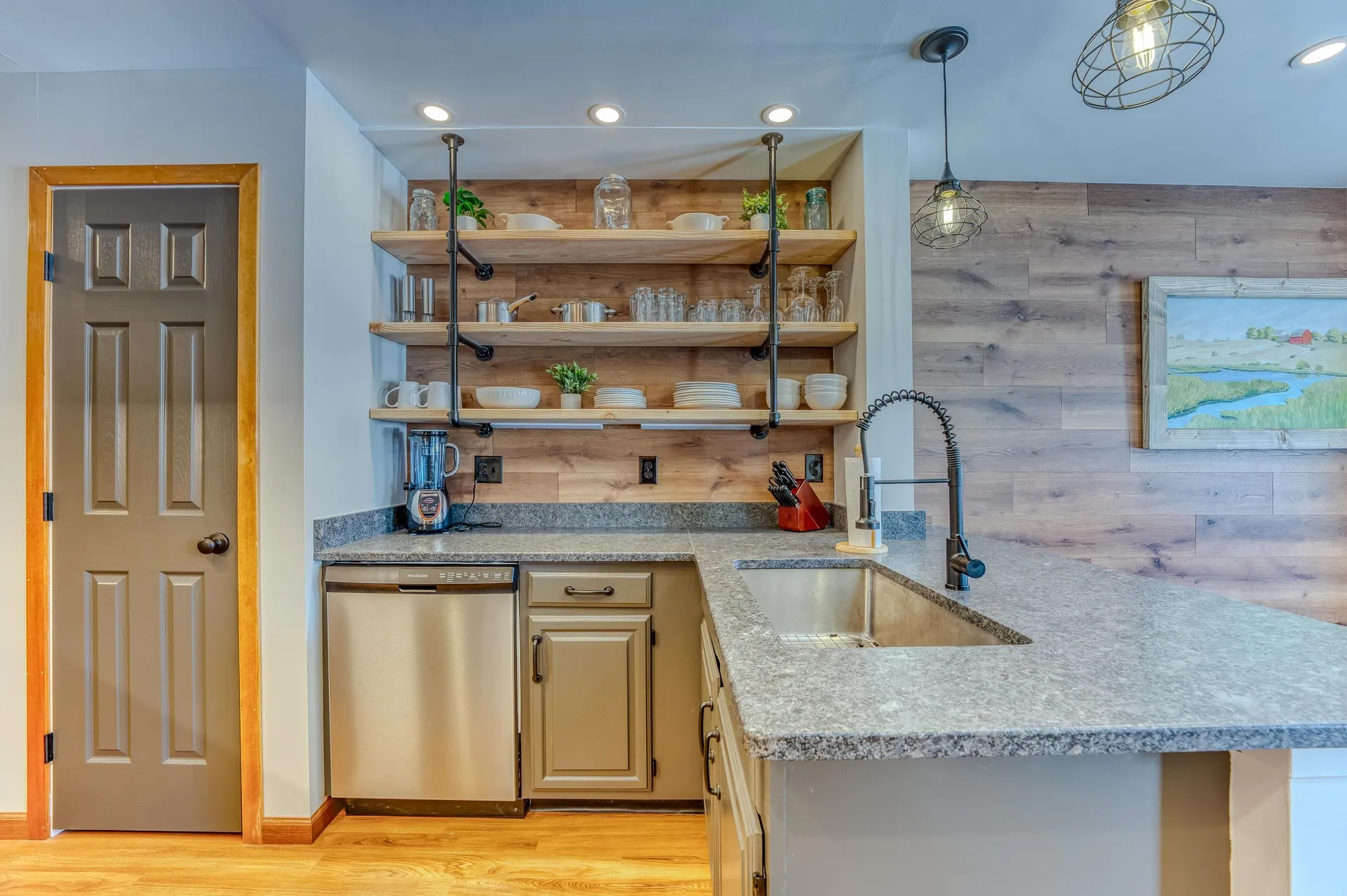 20 Crossing Drive Woodstock NH 03293