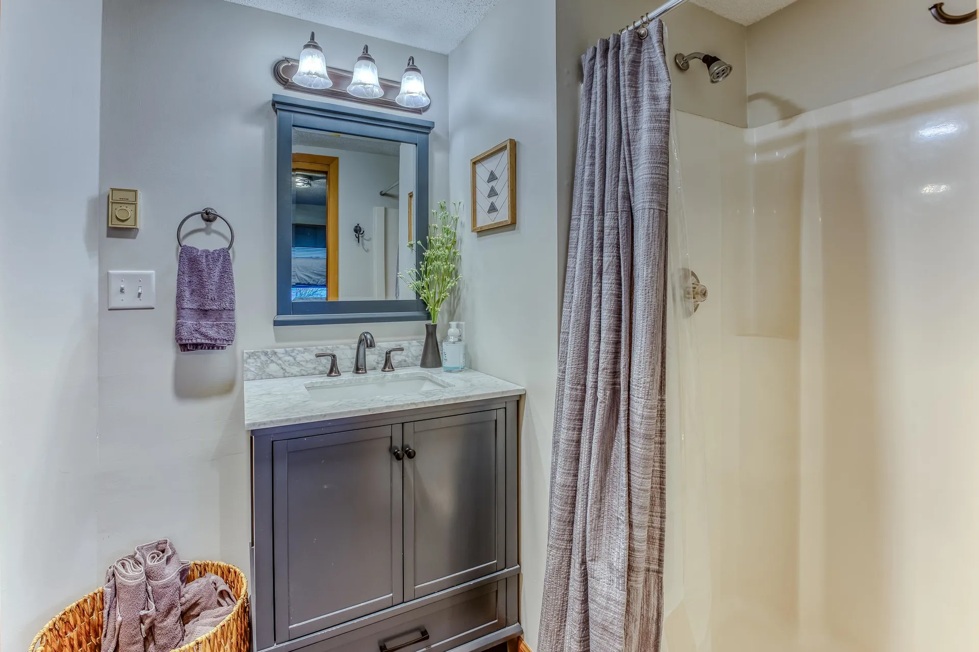 20 Crossing Drive Woodstock NH 03293