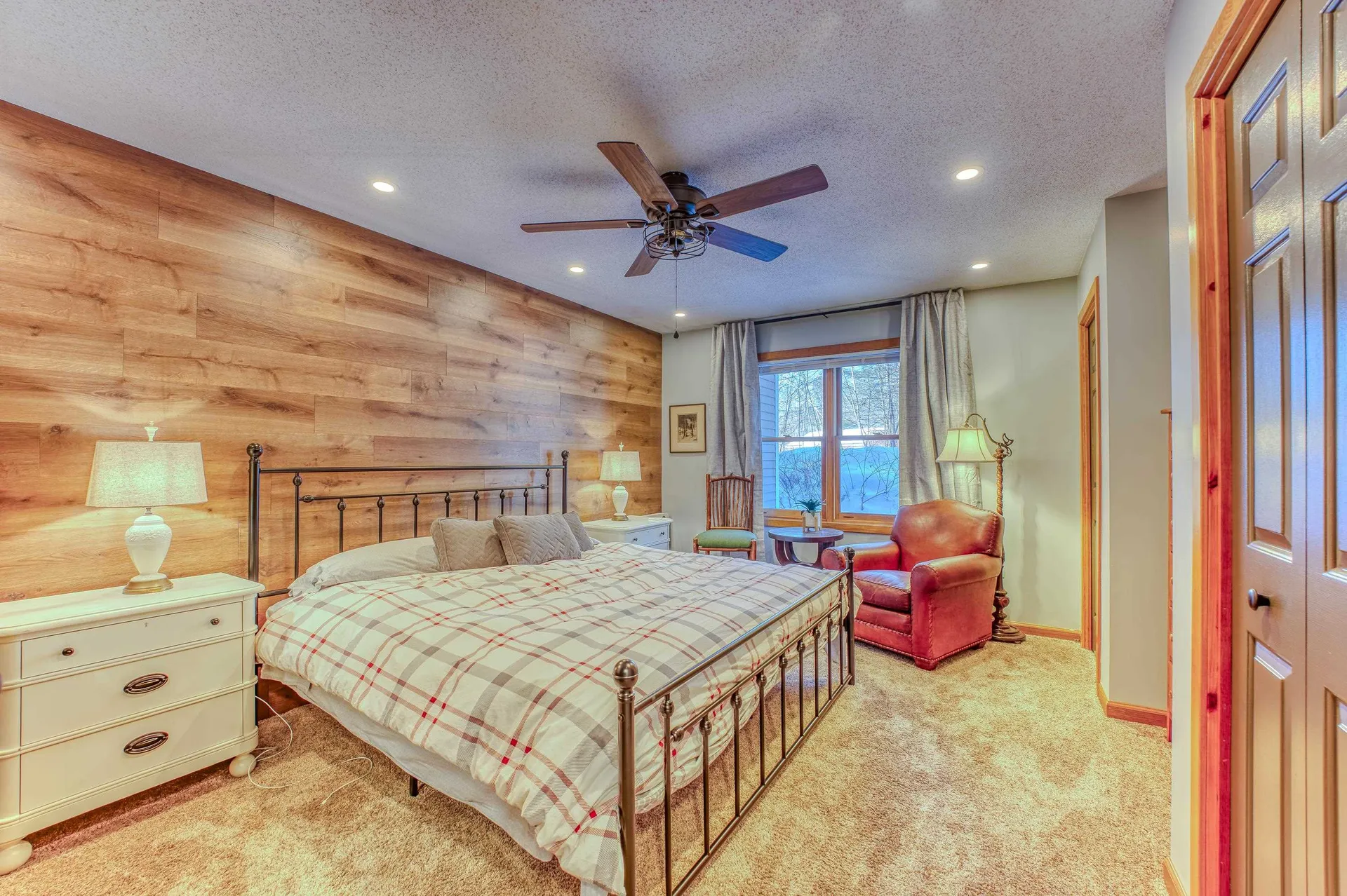 20 Crossing Drive Woodstock NH 03293