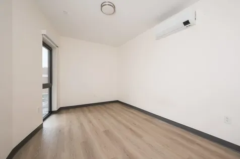 55 North Main Street Rochester NH 03867