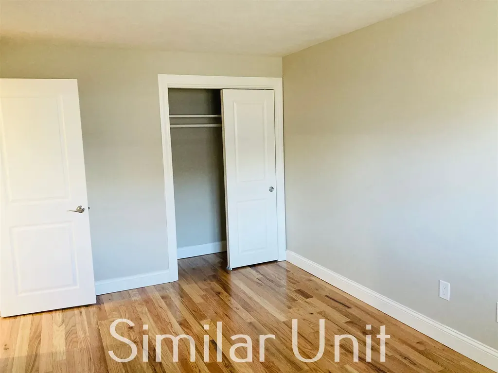 396 Kennard Road Manchester NH 03104