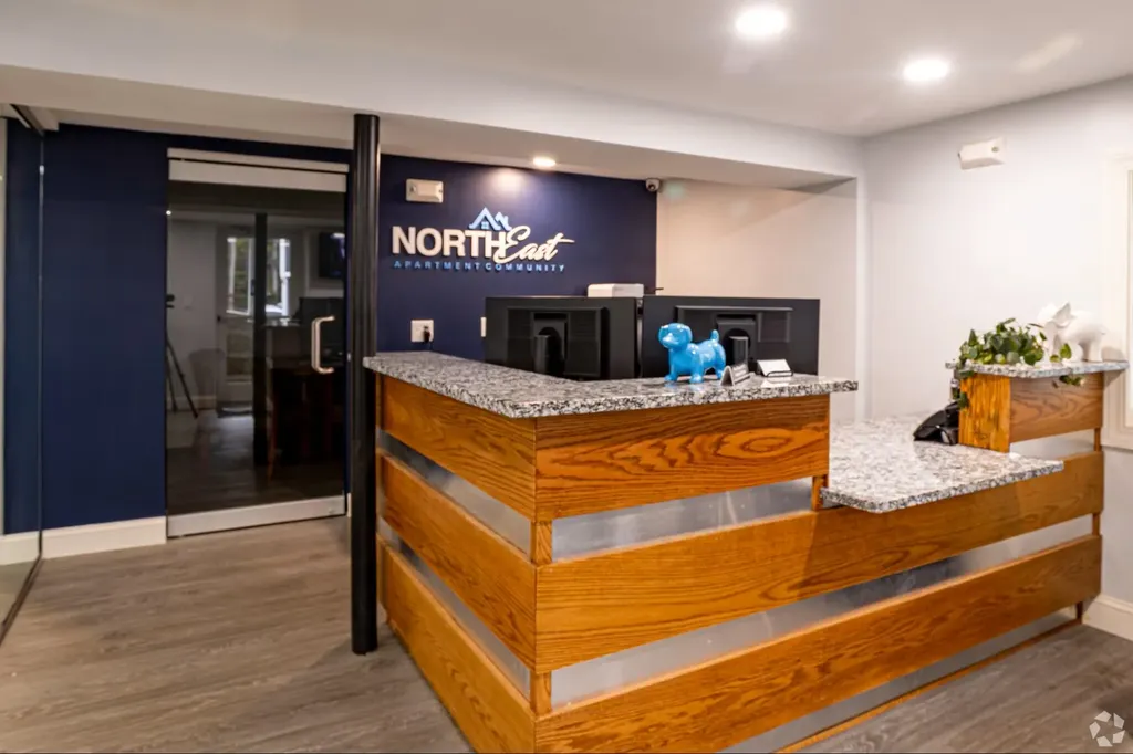 396 Kennard Road Manchester NH 03104