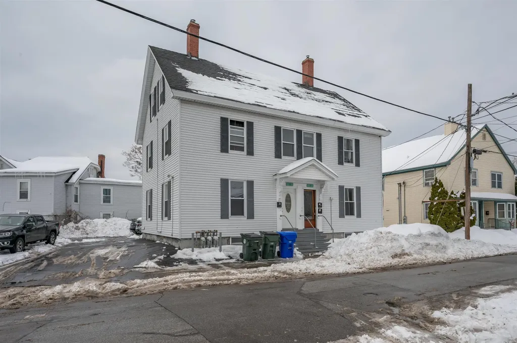 10 Malvern Street Manchester NH 03104