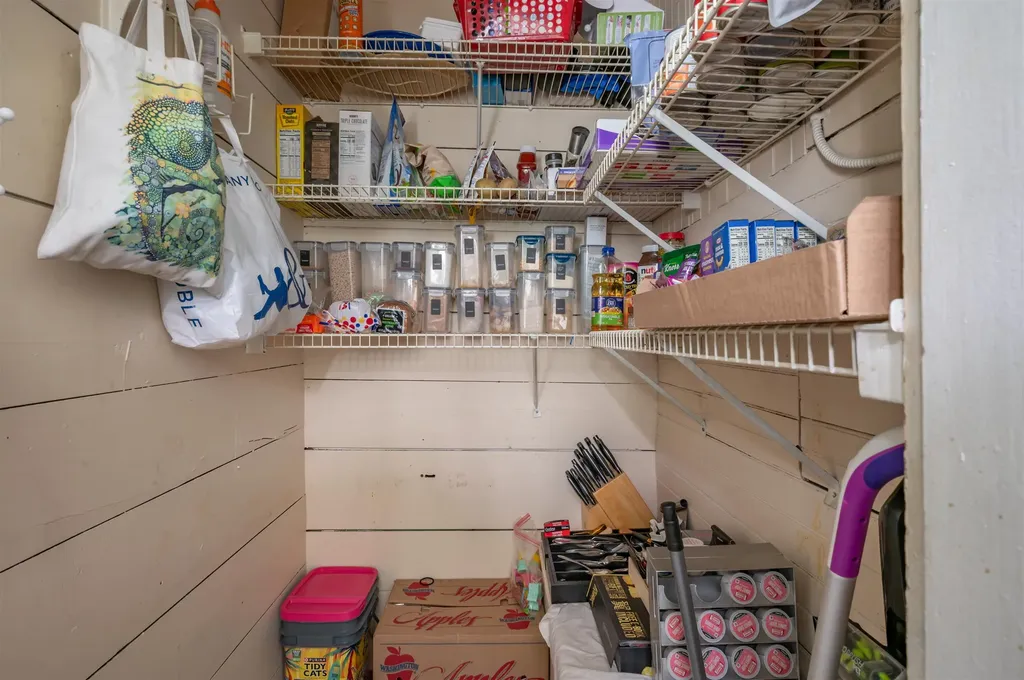 10 Malvern Street Manchester NH 03104