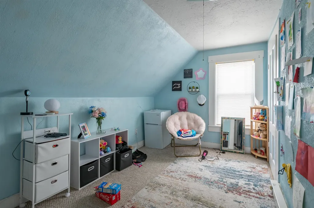 10 Malvern Street Manchester NH 03104