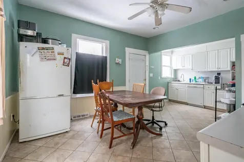 10 Malvern Street Manchester NH 03104