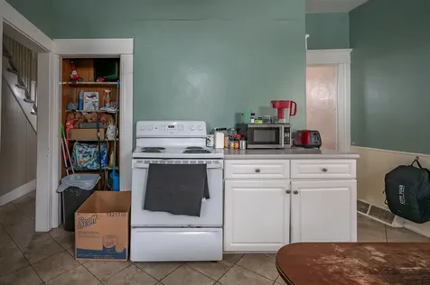 10 Malvern Street Manchester NH 03104