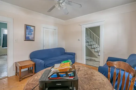 10 Malvern Street Manchester NH 03104