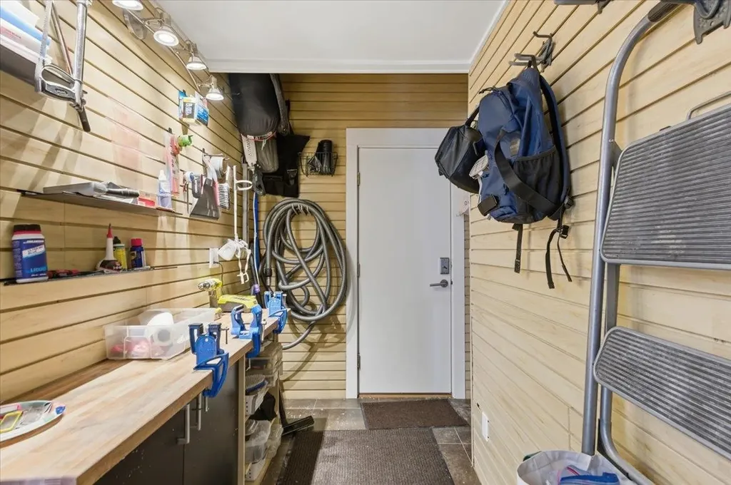 253 Club Sugarbush South Road Warren VT 05674