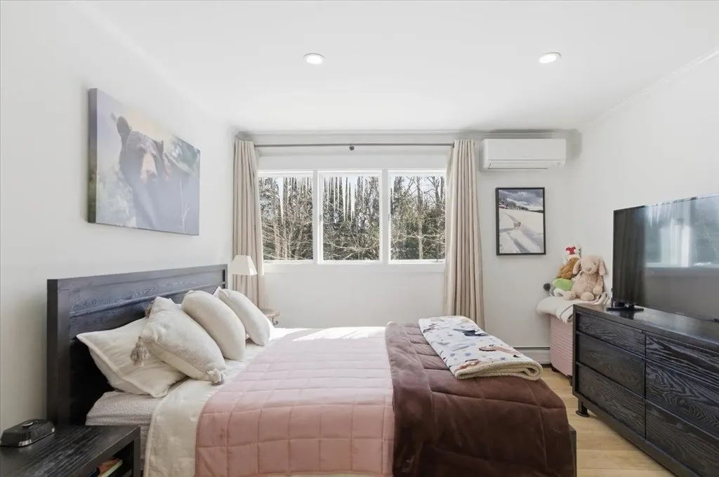 253 Club Sugarbush South Road Warren VT 05674