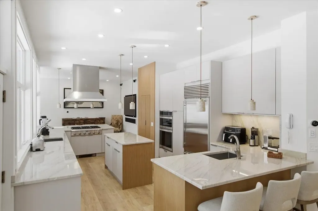 253 Club Sugarbush South Road Warren VT 05674