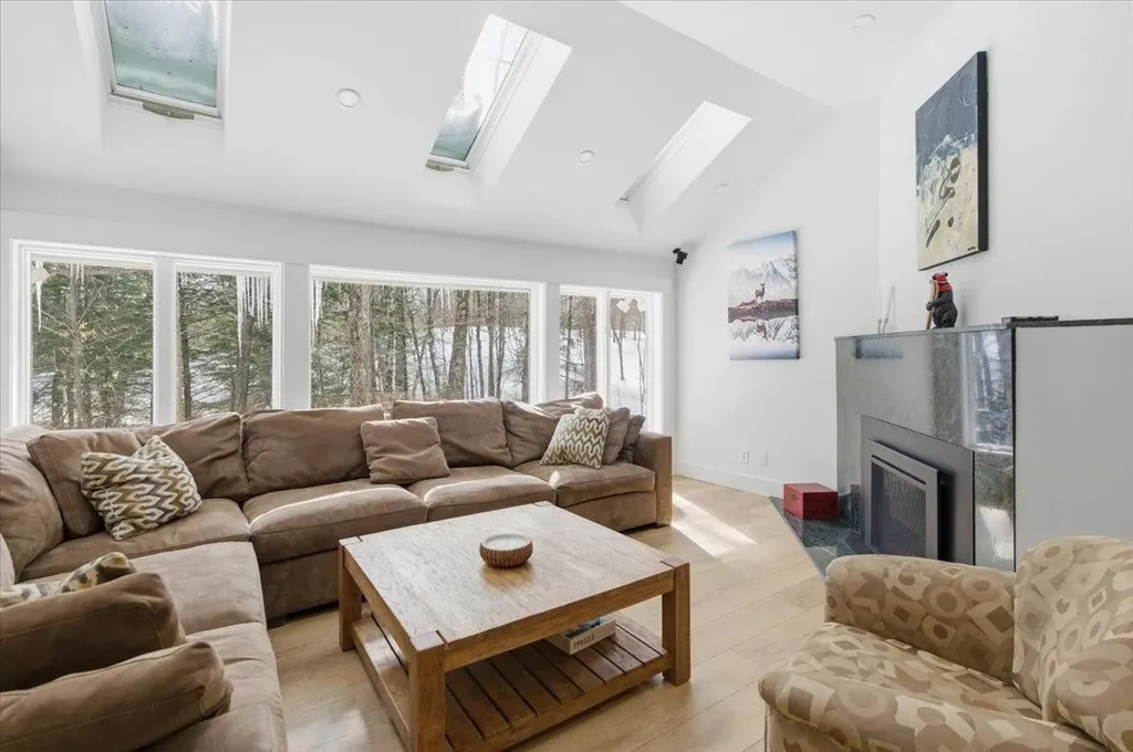 253 Club Sugarbush South Road Warren VT 05674