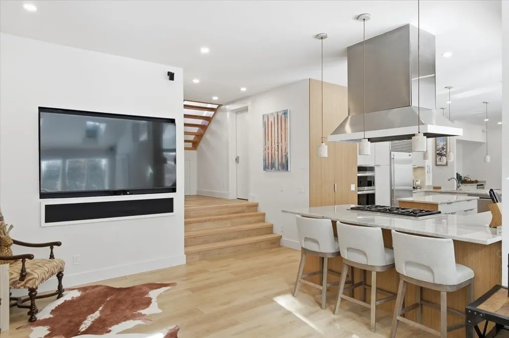 253 Club Sugarbush South Road Warren VT 05674