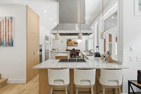 253 Club Sugarbush South Road Warren VT 05674