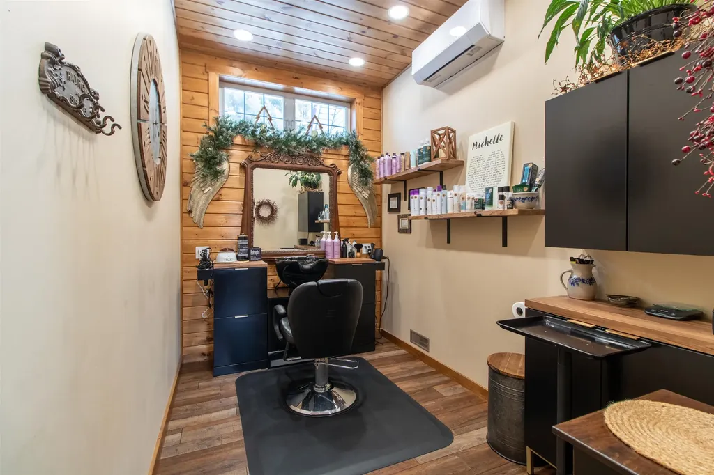 99 Veterinary Lane Brownington VT 05860