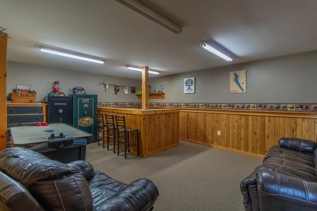 99 Veterinary Lane Brownington VT 05860