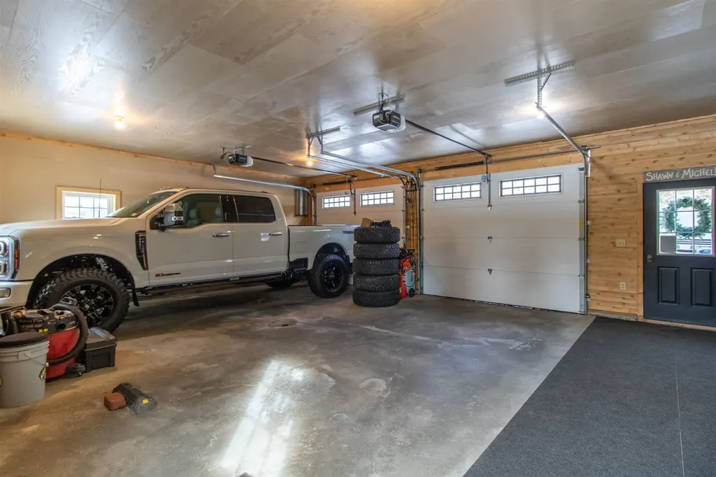 99 Veterinary Lane Brownington VT 05860