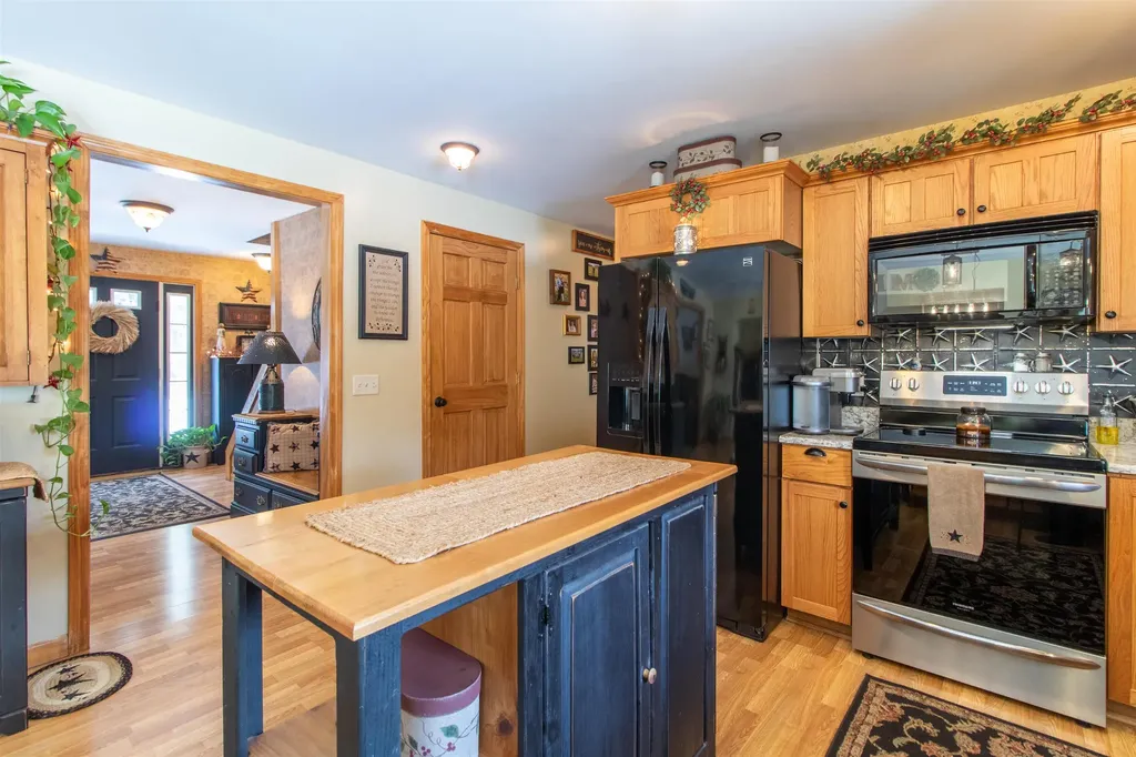 99 Veterinary Lane Brownington VT 05860