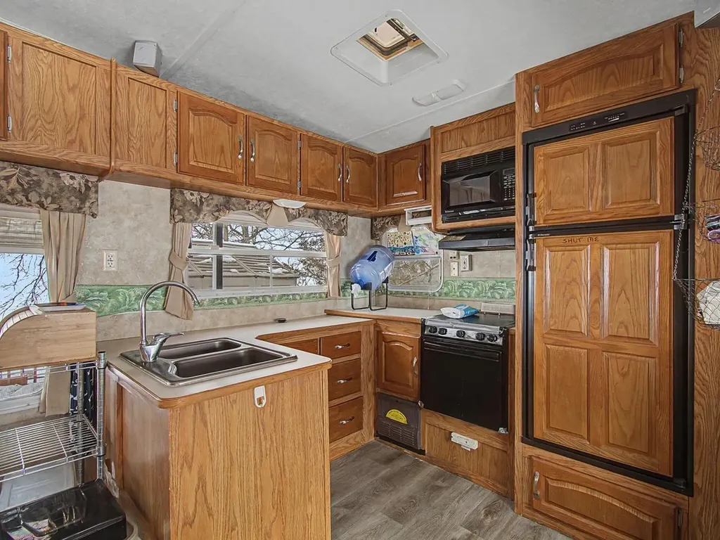 9 Sampson Road Orwell VT 05760