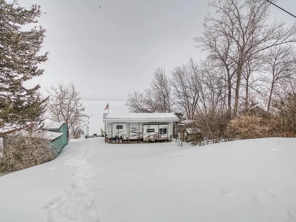 9 Sampson Road Orwell VT 05760