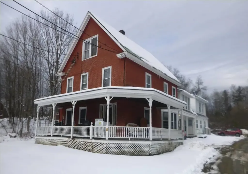 65 Giddings Street Springfield VT 05150