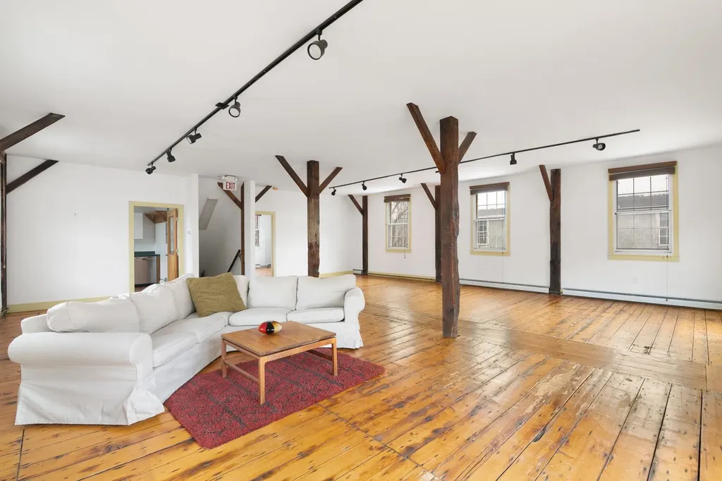 116 Birge Street Brattleboro VT 05301