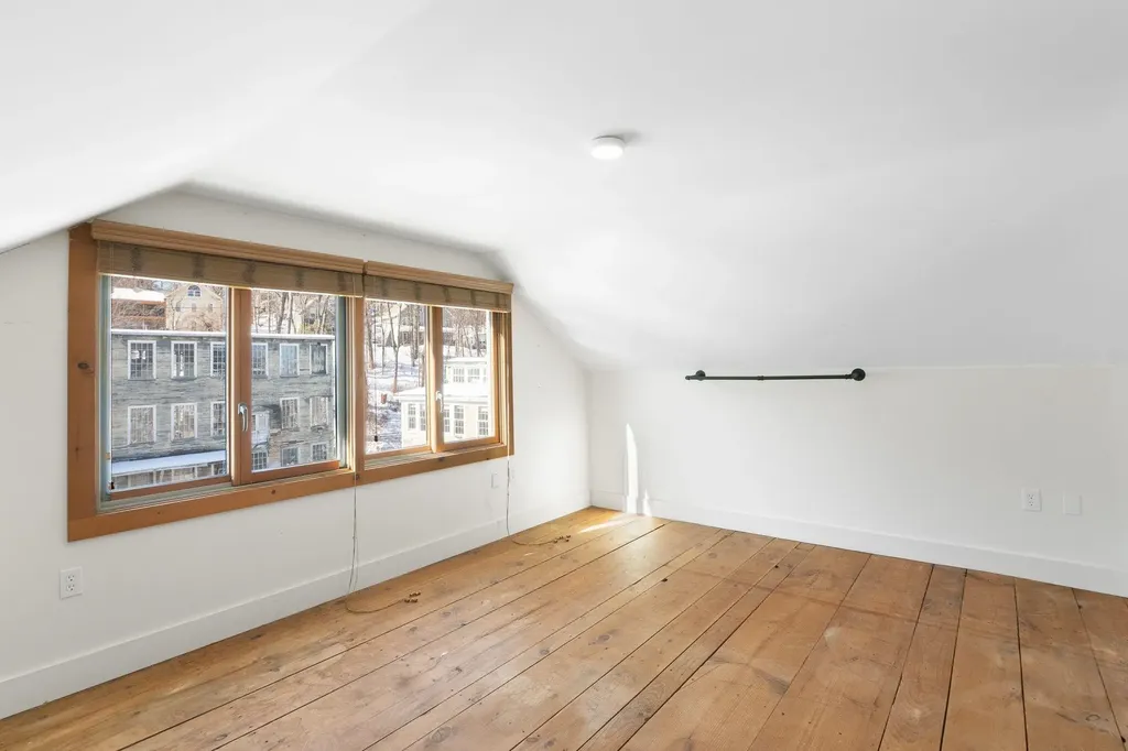 116 Birge Street Brattleboro VT 05301