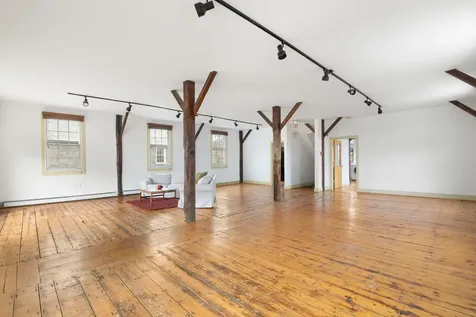 116 Birge Street Brattleboro VT 05301