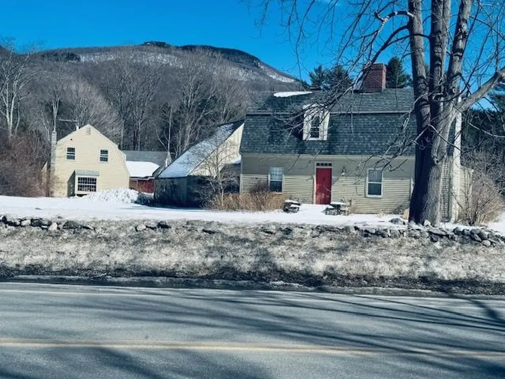 23 Stonewall Lane Dorset VT 05251