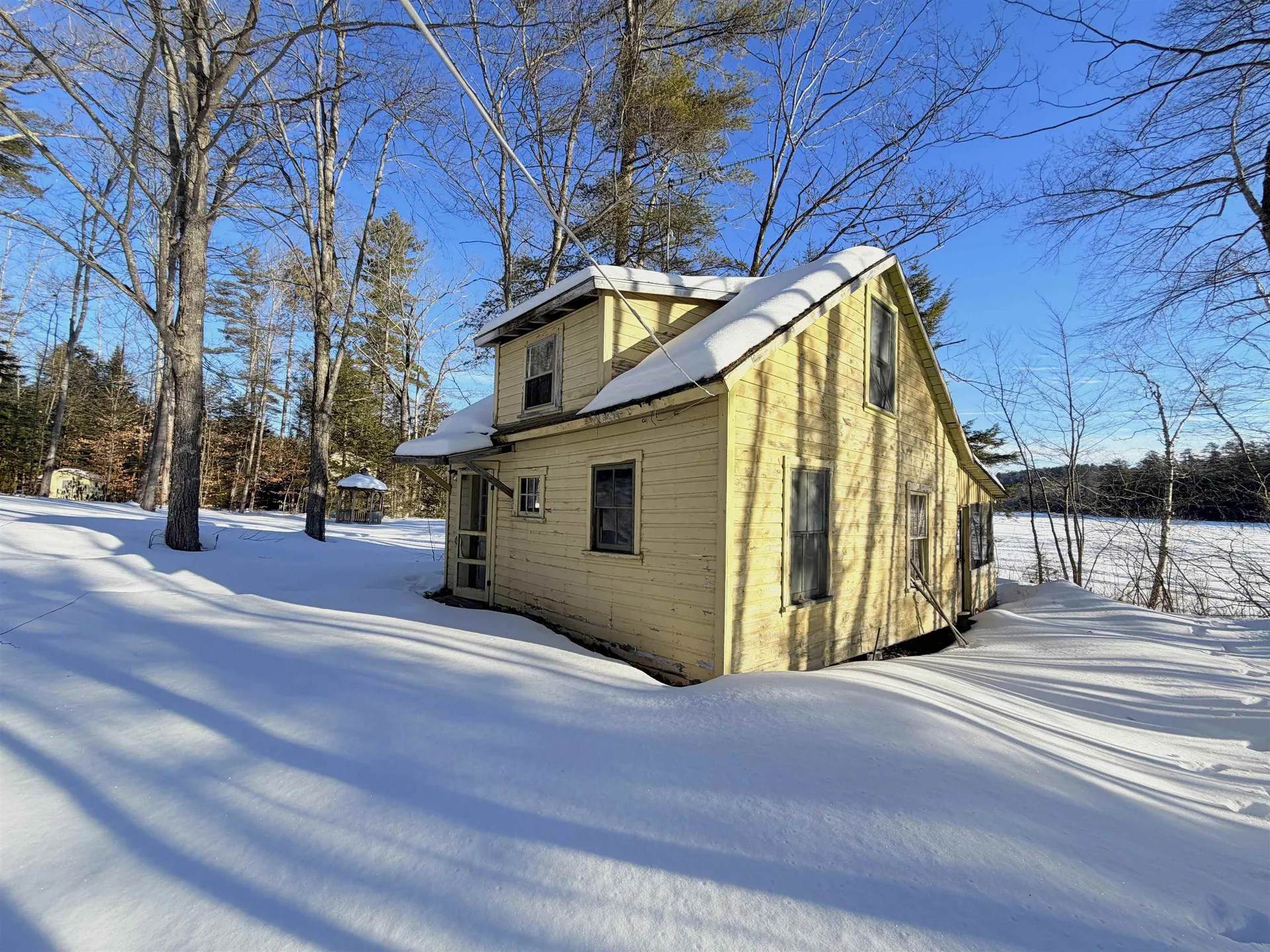 18 Ledge Road Croydon NH 03773