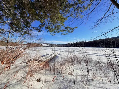 18 Ledge Road Croydon NH 03773