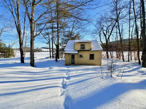 18 Ledge Road Croydon NH 03773