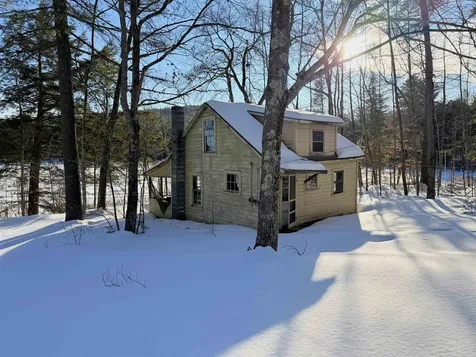 18 Ledge Road Croydon NH 03773